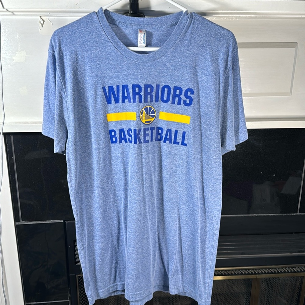 *Vintage* Golden State Warriors basketball T-shirt-Large